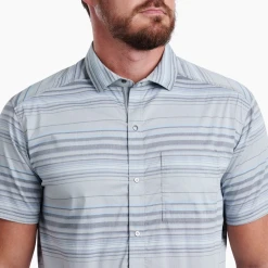 KUHL Men's Intriguer Short Sleeve Shirt -down jacket shop KUH 7415 IntriguerSS BlueMist Detail 1