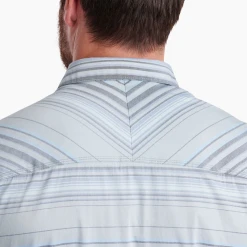 KUHL Men's Intriguer Short Sleeve Shirt -down jacket shop KUH 7415 IntriguerSS BlueMist Detail 2