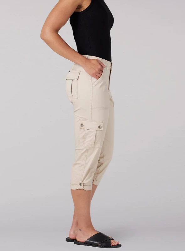 LEE WOMEN'S FLEX TO GO RELAXED FIT CARGO CAPRI IN OXFORD TAN 4 LEE WOMEN'S FLEX TO GO RELAXED FIT CARGO CAPRI IN OXFORD TAN - Image 2
