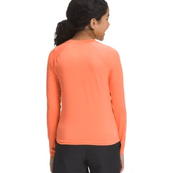 THE NORTH FACE Girls' Amphibious Long Sleeve Sun Tee -down jacket shop NF0A81XE N6M back