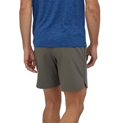 PATAGONIA MEN'S NINE TRAILS 8in SHORT -down jacket shop PAT 57601 FGE M2